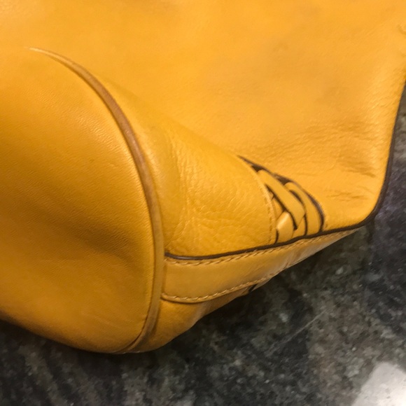 Michael Kors leather handbag. - Picture 7 of 7